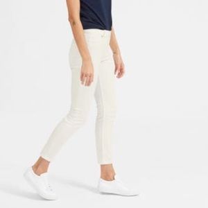 Everlane Mid-Rise Skinny Ankle Jean in Bone